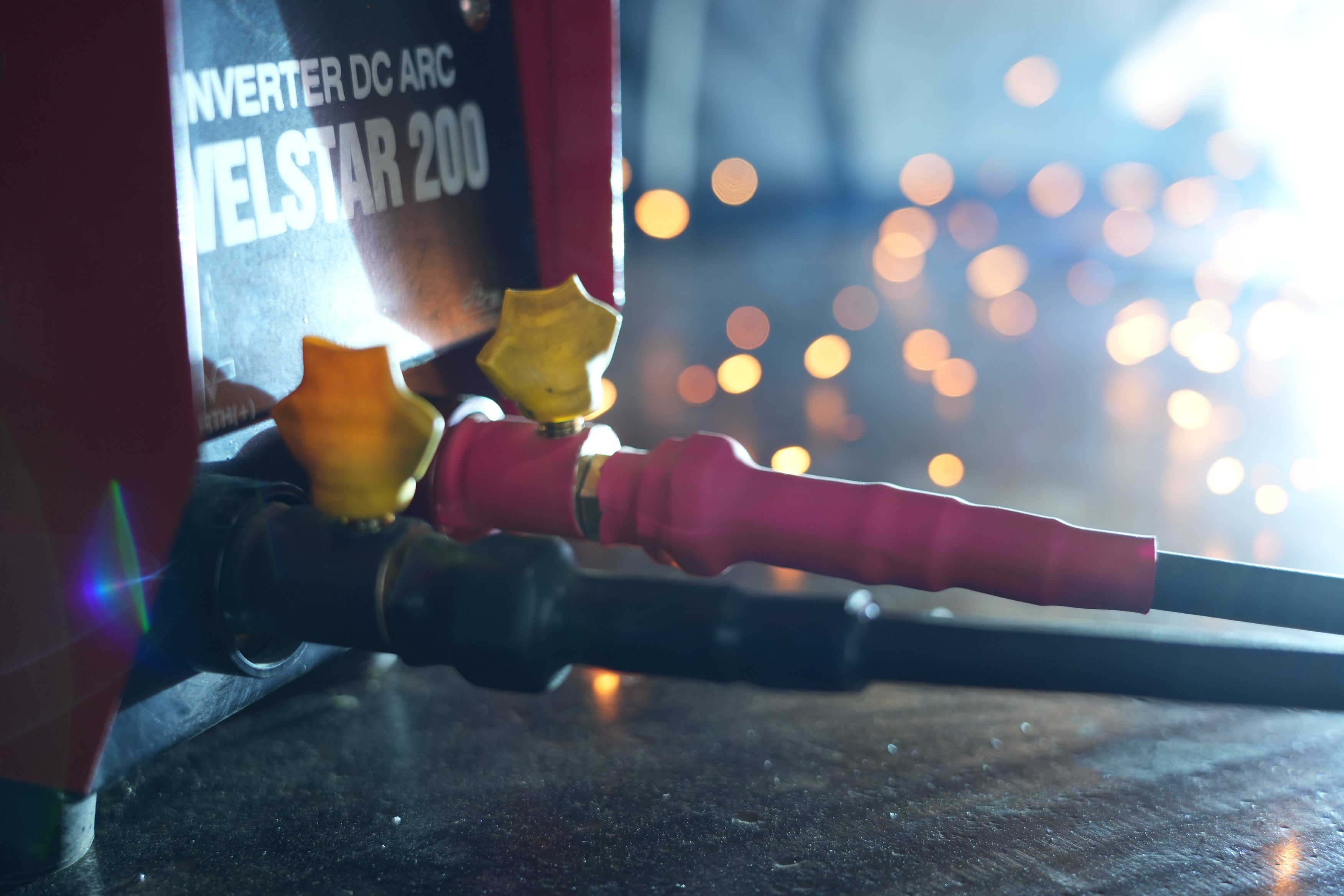 Bulldog Welding Connector